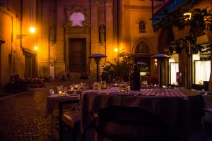 restaurants rue de Bologne