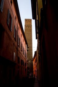rues centre ville bologne